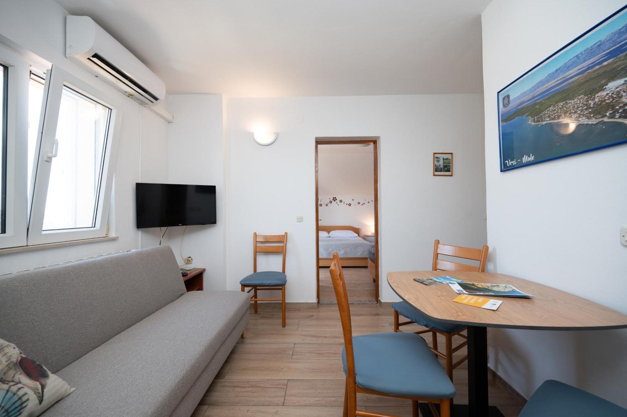 Apartments With A Parking Space Vrsi - Mulo, Zadar - 3276 Room photo